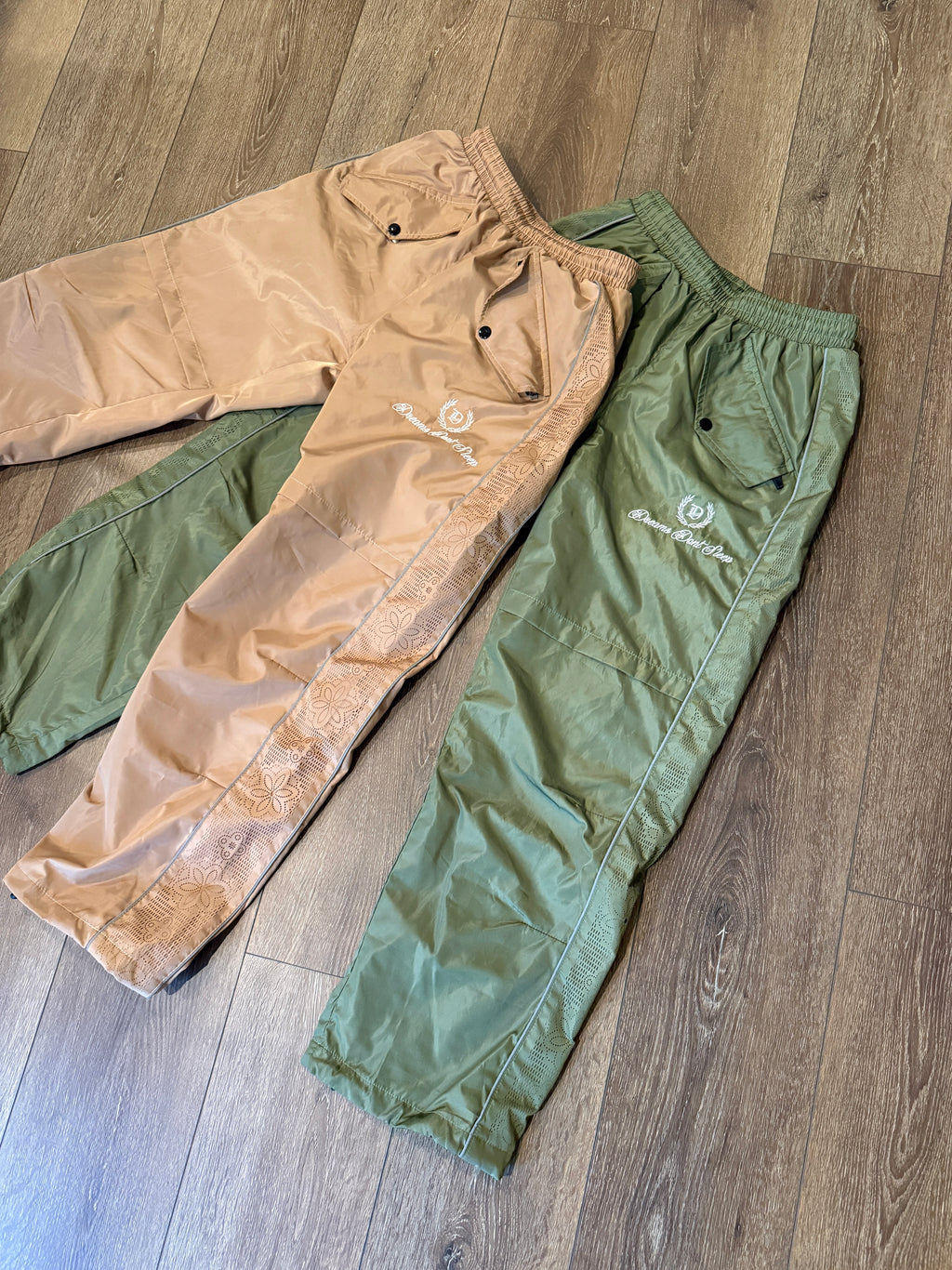 Nylon Parachute Pants (Olive)